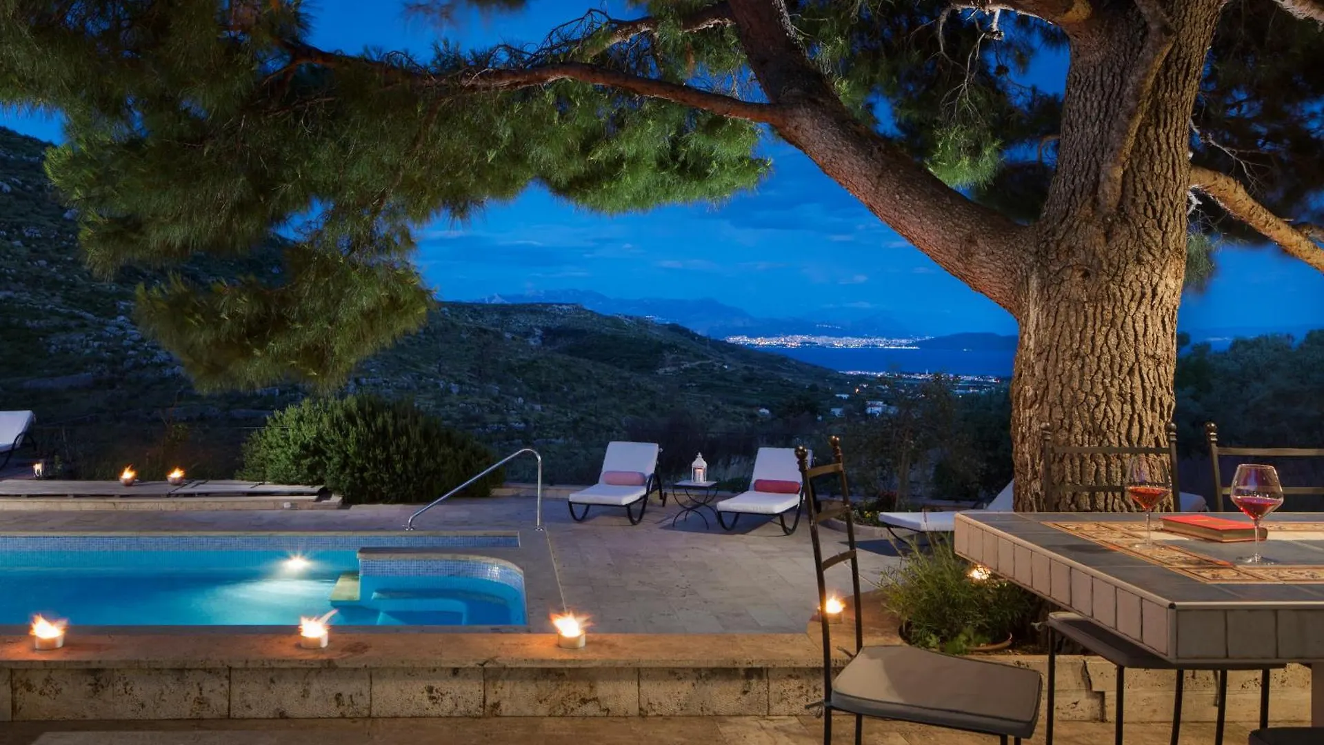Isolated Five Star Luxury Villa With Private Pool Prgomet